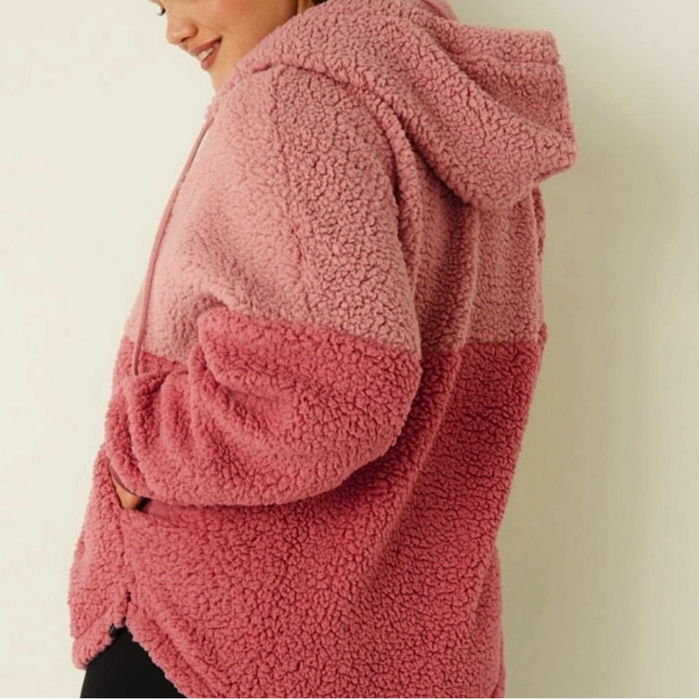 VS XL Cozy Pink Sherpa Hoodie